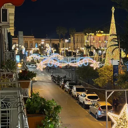 Sole Premium Balcony Overlooking Basilica *